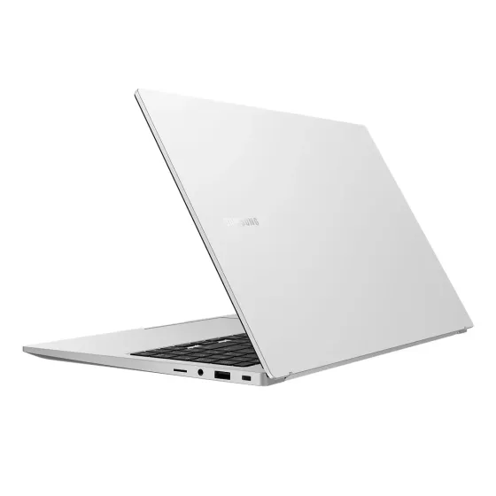 Galaxy book 3 15.6" i7 16gb (8 DIAS HABILES)