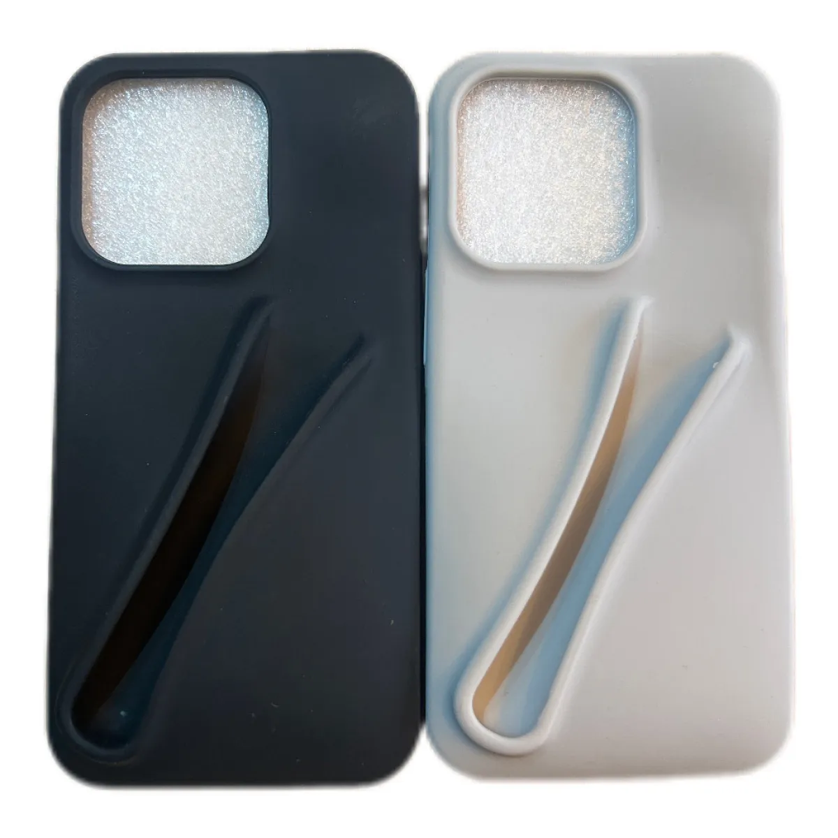 Funda Iphone 15 pro Porta Lip Gloss